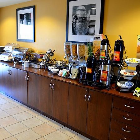 Microtel Inn And Suites By Wyndham Rawlins Extérieur photo
