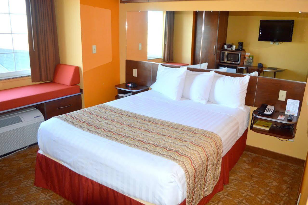 Microtel Inn And Suites By Wyndham Rawlins Extérieur photo